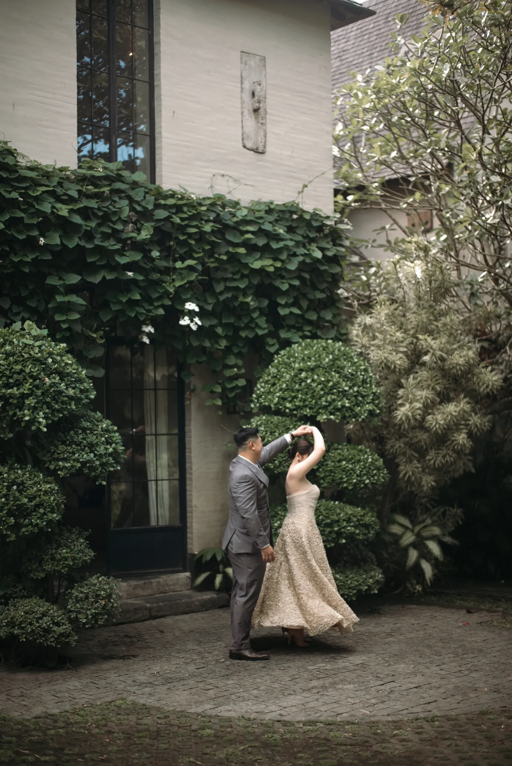 Anthony and Kezia outdoor 3